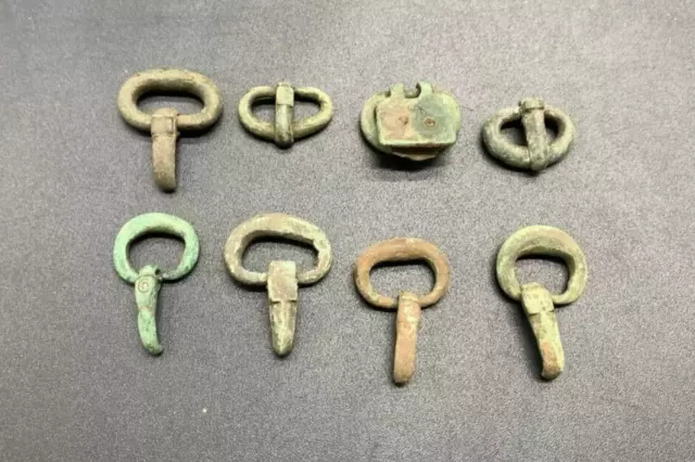 Ancient bronze Roman buckle 2nd-4th century (8 pcs)