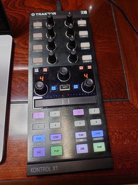 Chargeur 15V Native Instruments Traktor Kontrol S2 MK3