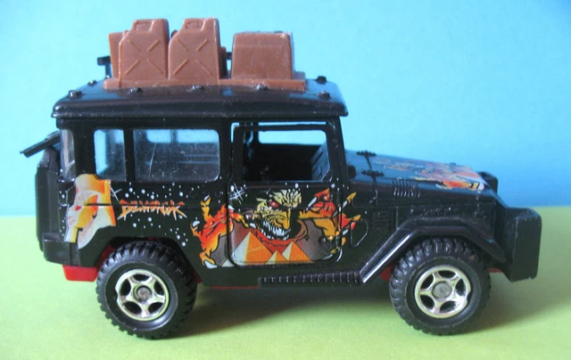 Lot 4 Voitures Majorette 1/36 – Toyota Land Cruiser 4x4 + Remorque – Occasion