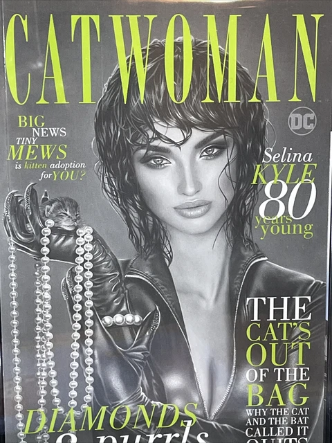 CATWOMAN 80th ANNIVERSARY 1 CGC 9.8 NATALI SANDERS SPRING B&W VARIANT-C 2