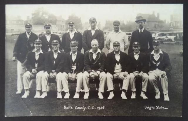 Nottinghamshire C.c.c 1926 – Original Vintage B & W Cricket Team Postcard