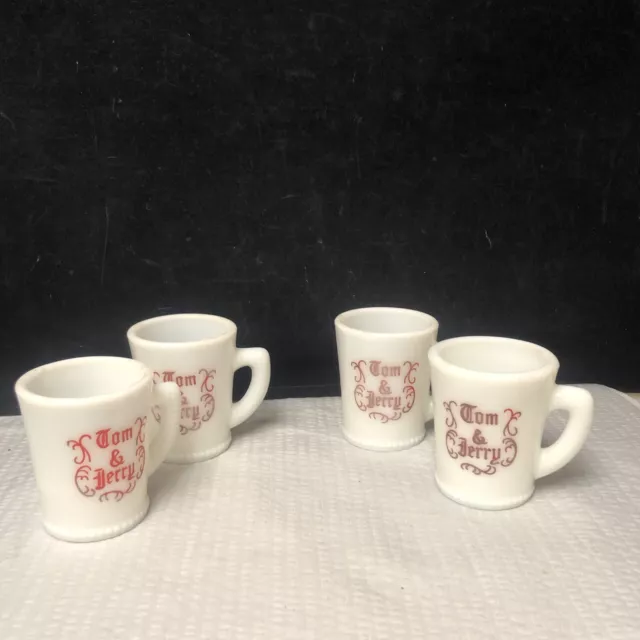 VTG Set 4 Tom & Jerry Mugs Egg Nog Milk Glass Christmas Cups Red  Letters McKee