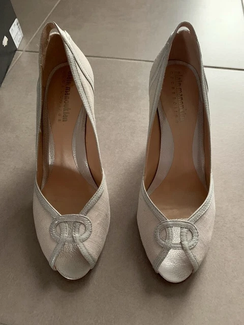 Manoukian Très belles chaussures blanc cassé nacré et argent