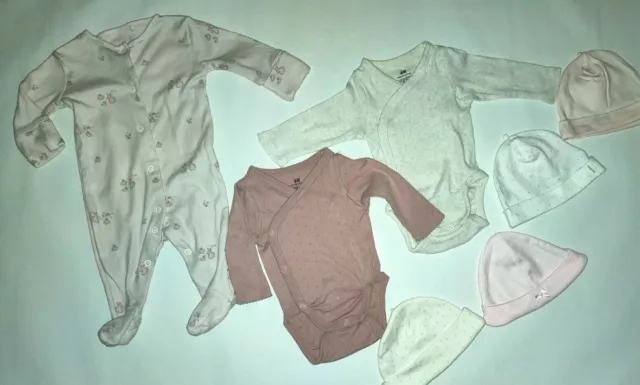 Baby Girls Bundle 0-1 Month Cotton Sleepsuit Babygros Vests Hats 