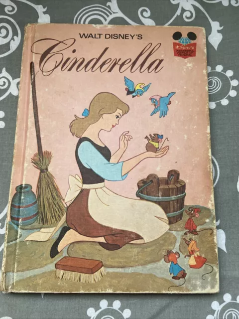 Vintage 1974 Walt Disney's Cinderella Hardcover Book Wonderful World of Reading