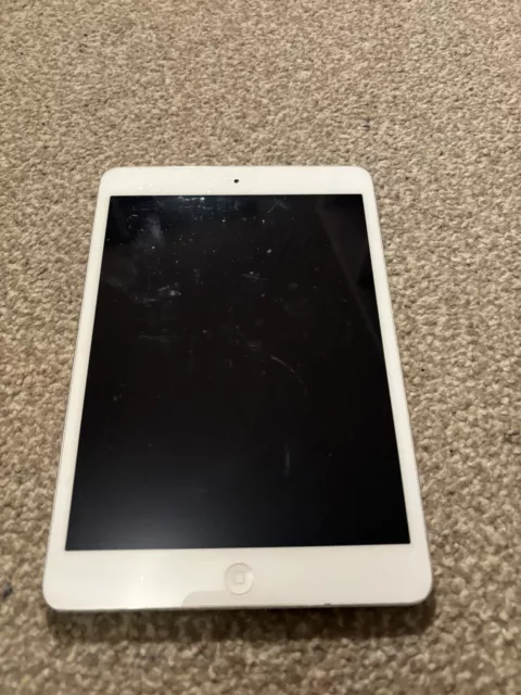 Apple iPad mini 2 32GB, Wi-Fi, 7.9in - Silver