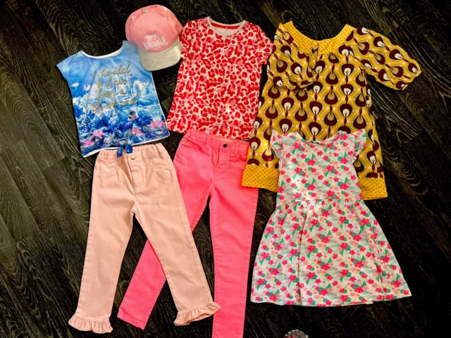 Girls bundle of clothes age 6-7 years