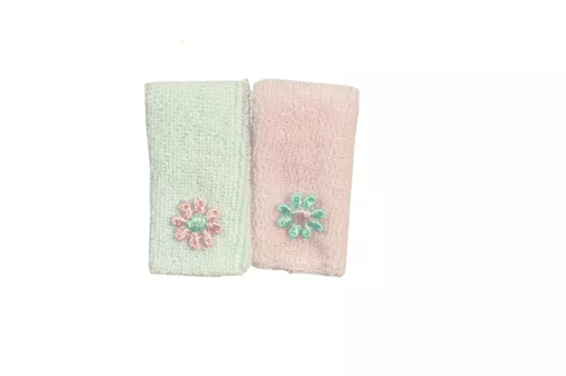 Maison de Poupées Paire Bleu & Rose Main Serviettes Bain Miniature Accessoire 1