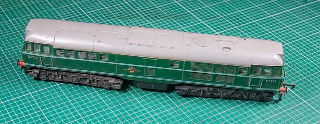 Train Engine 357 HORNBY R357 CLASS 31. D5572 Diesel Locomotive OO Gauge. BR Green. £18. ...