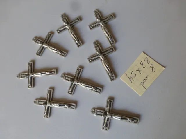 lot de 8 ancienne  Croix pendentif  en métal  fd de stock  fab France vintage