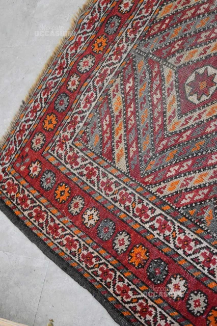 Tappeto Rosso Arancione Fantasia A Fasce Dettagli Geometrici (sbiadito) 110x137c