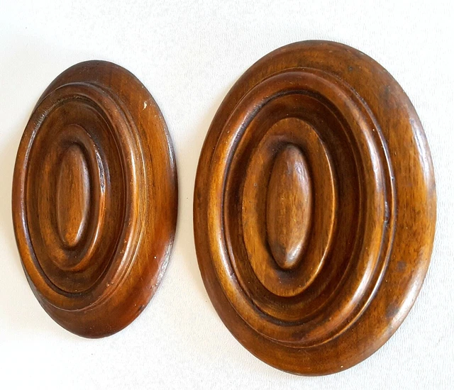 2 Antique wood oval rosace mounts applique Architectural salvage Wood carving 2