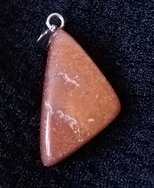 Cornaline pendentif 29x18x9mm pierre fine lithothérapie chakra sacré renforce os