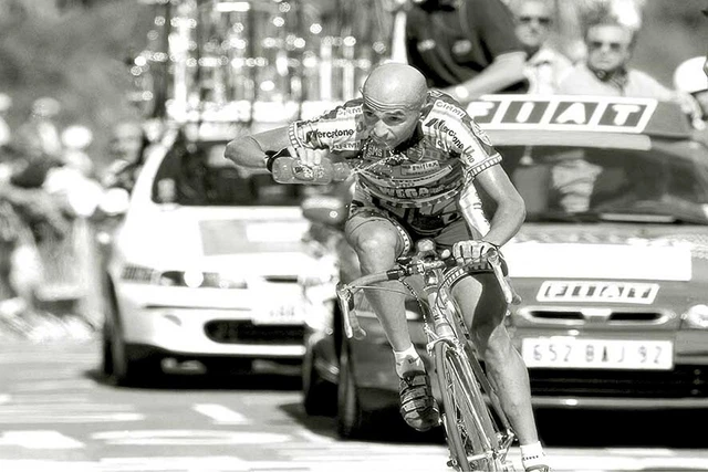 Poster Il ciclista italiano Marco Pantani – Compra poster e quadri online