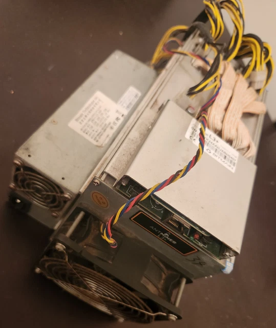Bitmain Antminer L3+ 504 Mh/s 800w ASIC Litecoin Miner with PSU