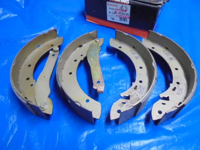 Jeu machoires frein ar Peugeot 504 break Pick-up 505 Brake shoes Bremsbacke