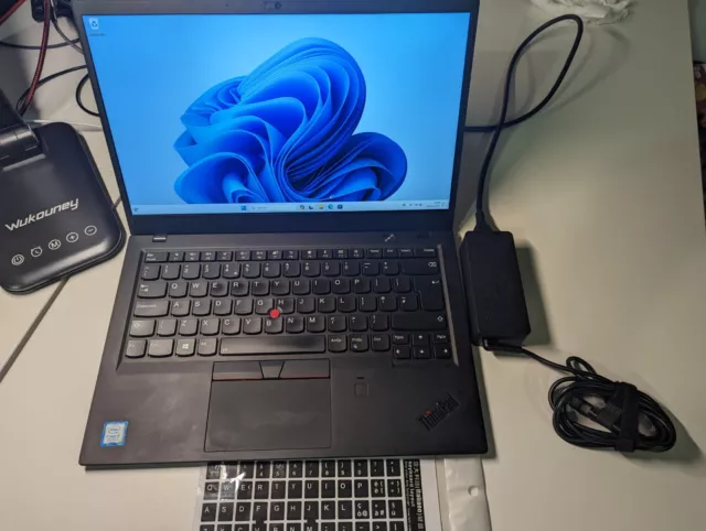 Lenovo X1 Carbon 8 GEN i7 16GB + 256GB LTE e WQHD