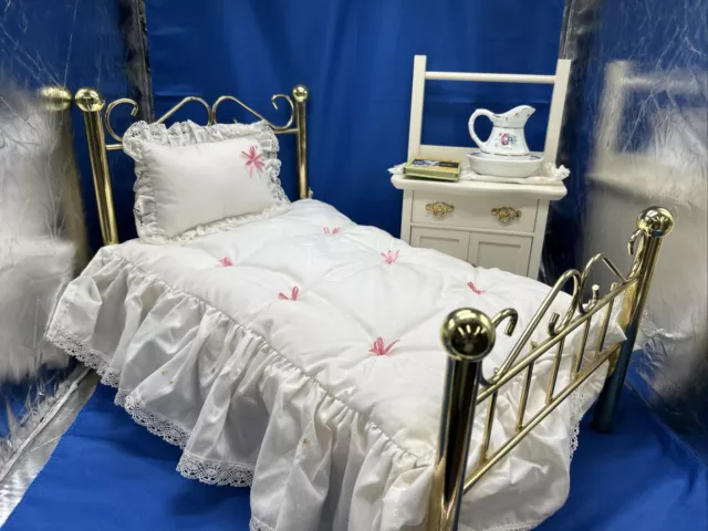 American girl samantha clearance bed and bedding