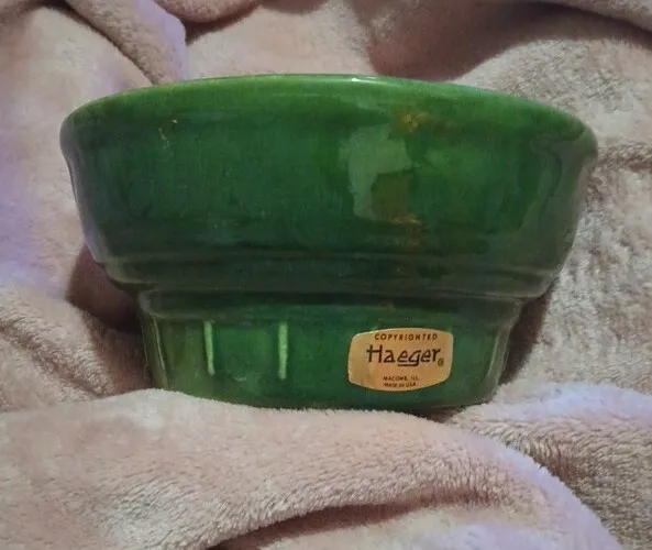 Vintage Haeger Planter #33 USA Pottery Flower Pot Vase Green 3" x 6"