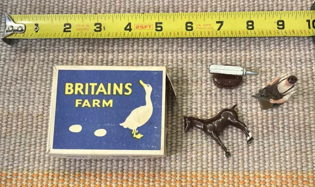 Vtg Old BRITAINS England Lead, 1950s Farm Series, Blacksmith, Anvil & Colt- Box