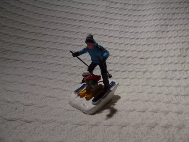 Lemax Christmas Vail Village Figurine Model – Coming Through Skier 72523