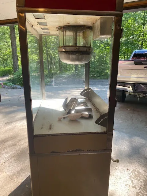 Rare vintage Manley Popcorn Machine (works)
