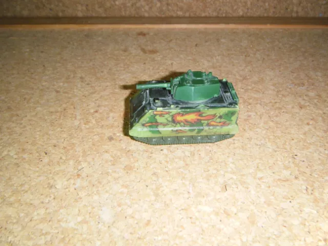 rare 1983 Hot Wheels temperature colour changing Battle Tank with flames decals