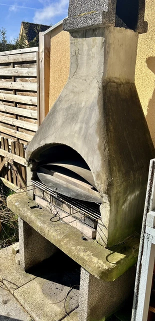 Grill mit Pizzastein Gartenkamin Grillofen 2