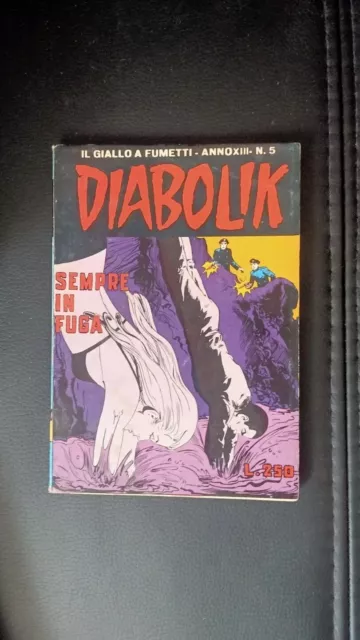 Diabolik Fumetto Anno XIII n.5  1974  Sempre in fuga Fumetti