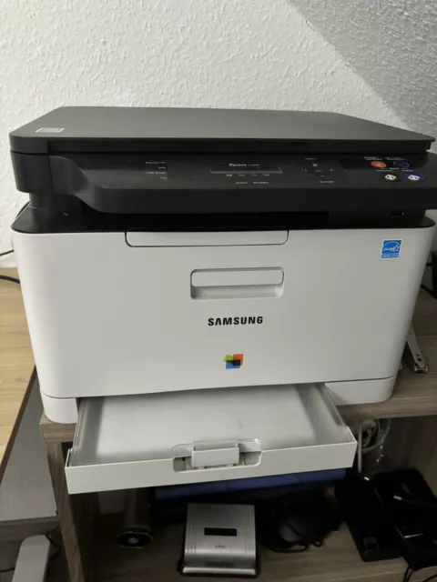 Samsung Xpress SL-C480W Farb-Laser-Multifunktionsdrucker + Toner