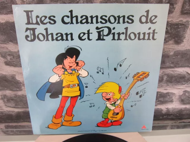 Vinyle LP 33T Les chansons de Johan et Pirlouit. Illustration Peyot. 1984. Vinyle LP 33T Les chansons de Johan et Pirlouit. Illustration Peyot. 1984.