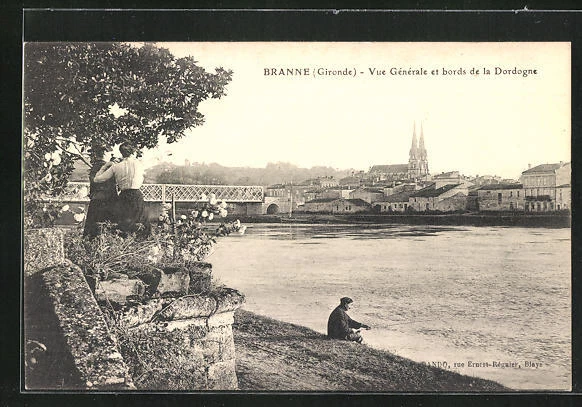 CPA Branne, Vue Generale et bords de la Dordogne