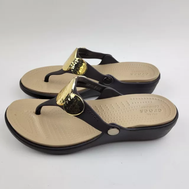 Crocs sanrah 2025 sandals