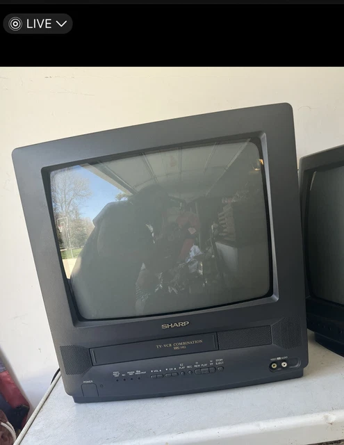 Vintage Sharp 13''TV VCR Combo Model 13VT-L100 BUNDLE gaming