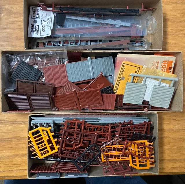 HO SCALE BOXCAR PARTS BONANZADoors, Roofs, Ladders, Grabs, Steps and