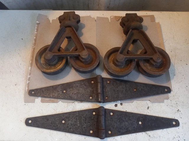 2 vtg antique barn door hudson rollers trolleys & 2 Approx 19 3/4" Stap hinges