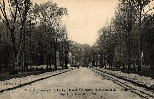CPA Forest of Compiègne (Oise) - The Crossroads of the Armistice and Morning Monument