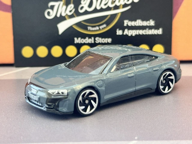 Hot Wheels Audi RS E-Tron GT - 1:64 Scale Die-Cast Green Speed Car