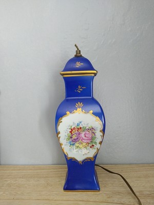Sublissime  pied de lampe   signée  Limoges  porcelaine G.L.France TBIEN 