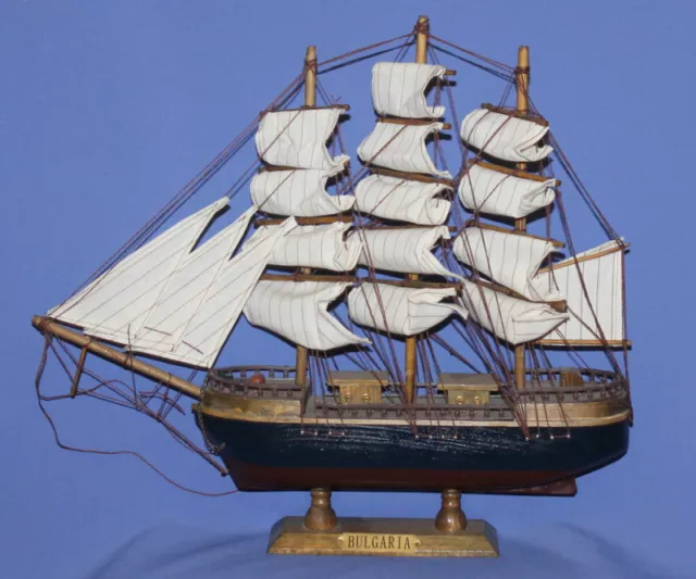 Vintage Hand Made Battle Caravel Wood Boat Ship Model