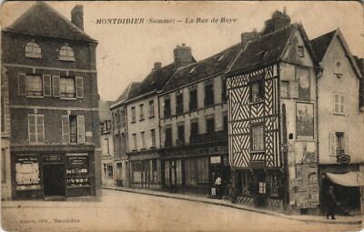CPA montdidier-la rue de roye (121262)