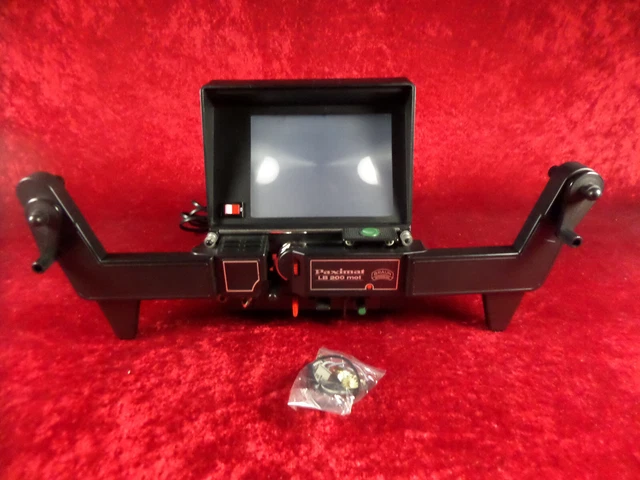 Super 8 visor de cine Paximat LB 200 mot. Von Braun. Ver texto