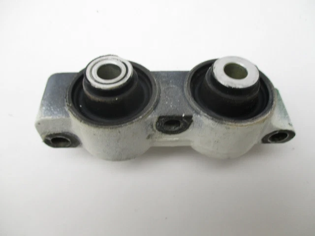 0388234 0436470 Evinrude Johnson Outboard Upper Engine Mount to Steering Arm