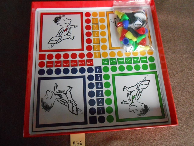 Jeu De 32 Cartes Miniature Pour Poupée Ancienne - Rare - Occasion