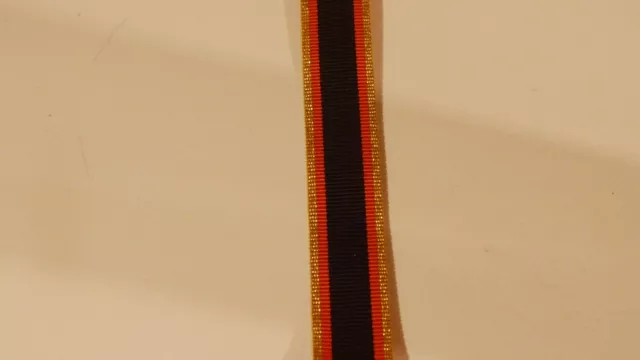 Ordensband Bundeswehr Ehrenkreuz 35mm 0,5meter (1m9,80)