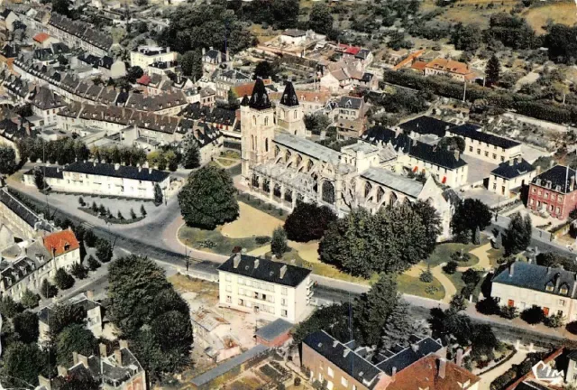 LES ANDELYS - Eglise Notre-Dame et les jardins - vue aérienne