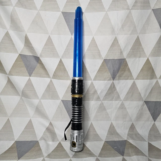 Star Wars Blue Lightsaber Extendable Hasbro 2015 Lights Up & Sounds Cosplay