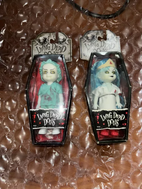 Mezco Living Dead Doll Series 4 Minis 4" Dr Dedwin & Nurse Necro