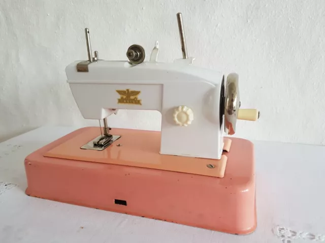 Kinder Nähmaschine Casige Metall Spielzeug mid century Vintage Rarität Deko 60er