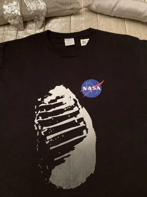 Port & Co. NASA T Shirt L Black Space Shuttle Rocket Man Moon Astronaut Tee Top
